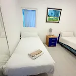 Oasis Urbano Con Piscina By Bebalmy * Torremolinos