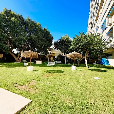 Oasis Urbano Con Piscina By Bebalmy * Torremolinos